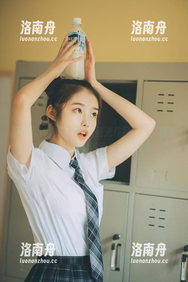 梦丝女神-花月舞 梦丝女神 - 花月舞无圣光作品图包,剧情中的每一帧都诉说着动人故事