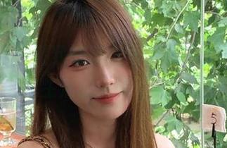 梦丝女神 – 精致的苏柔居家写真套图分享，展现生活的无限可能与美好