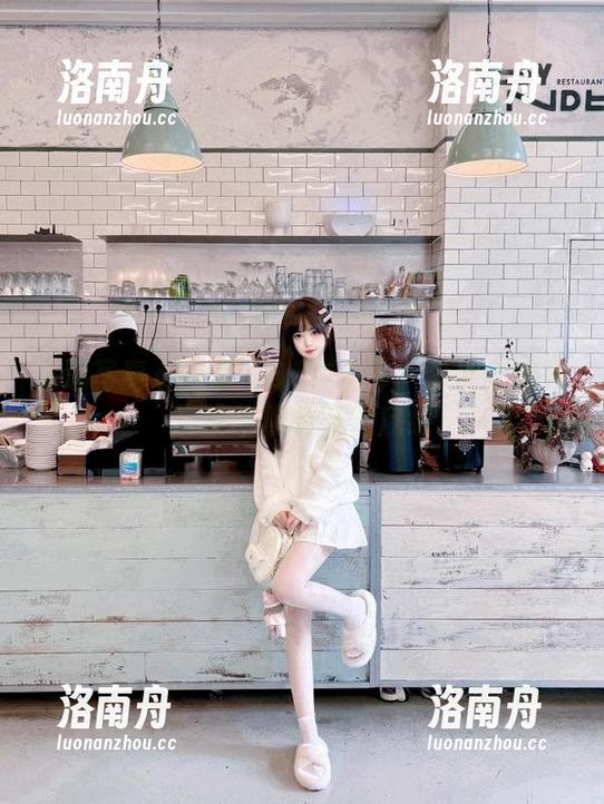 森萝财团 精选写真《内部-001白丝》:森萝财团再次挑战你的审美底线