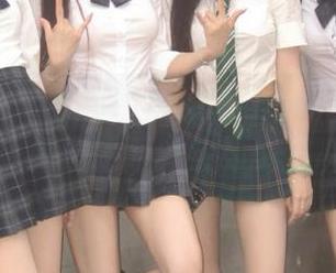 模范学院 – 最新奈美nana清纯图包更新，感受她温暖而真实的美丽瞬间！