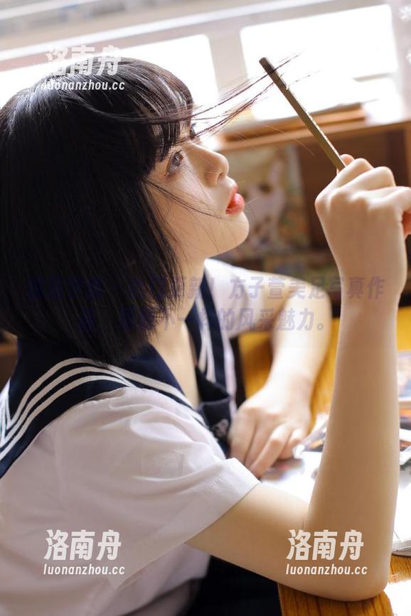 模范学院-方子萱 模范学院 - 热门更新!方子萱美足写真作品,展现不一样的风采魅力。