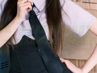 模范学院 – 梦梵礼服私拍图包盛宴：捕捉每一个动人的瞬间，尽显女性魅力