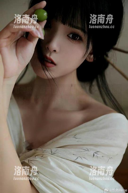模范学院-蒋小静Jessica 模范学院 - 最新图片展现蒋小静Jessica美足:美不是偶然,足下生辉的故事!