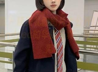 模范学院 – 精美礼服图片大公开！免费欣赏露露Andrea的华丽写真，尽显女神风范