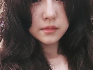 樱晚gigi全新写真集更新，戏与梦中的梦境与现实交织