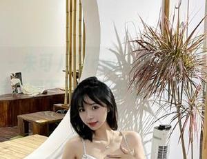 爱蜜社 – 朱可儿Flower化身水手服女神，独特美图下载，助你提升搭配灵感！