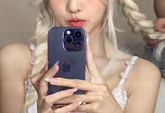 猎女神 – 探索韩恩熙泳池写真合集：100张照片带你享受清凉魅力