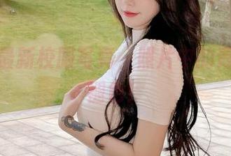 猫九酱最新校服写真，照片中的青春永不褪色！