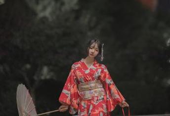 感受玉汇yuuhui的独特视角，《湘追夫人》原图和完整套图曝光
