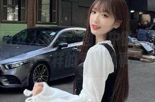 白金Saki双人写真：图包中的每个瞬间都诉说着不一样的爱情故事与情感