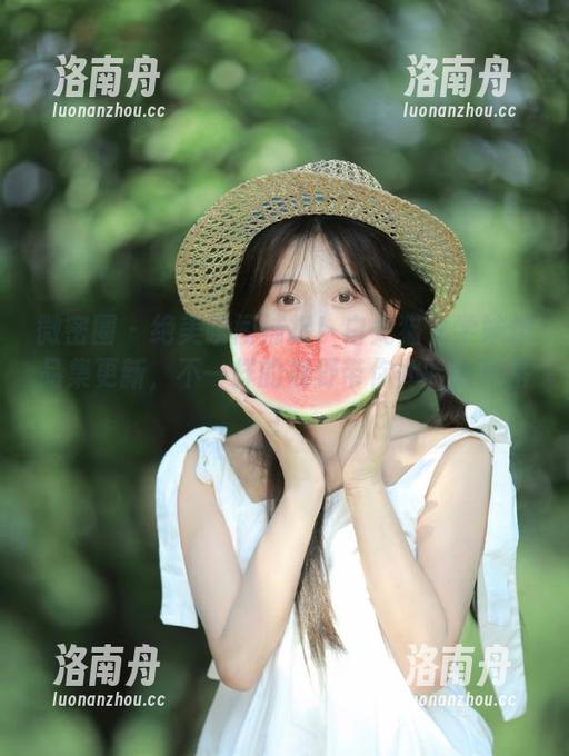 白龙猫女 微密圈 - 绝美瞬间捕捉!白龙猫女学妹作品集更新,不一样的视野带你体验新风格!