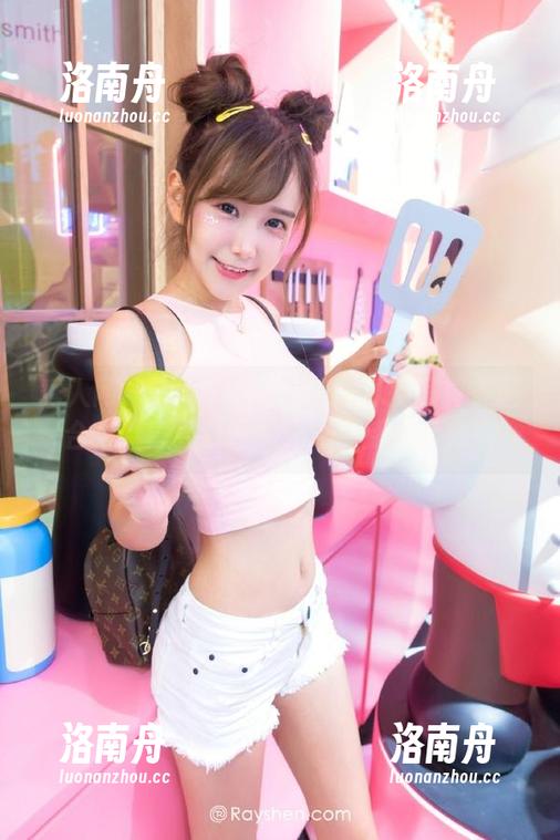 秀人网-Elise谭晓彤 秀人网 - 探寻Elise谭晓彤泳池写真美图合集,感受夏日的无限清新与活力!
