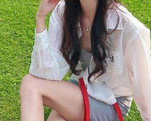 秀人网 – 让sophie余冰姐姐的美图成为你的壁纸，享受无限创意的灵感！