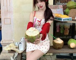 秀人网 – z杯悠悠婚纱私拍系列：图片记录下的每个甜美瞬间