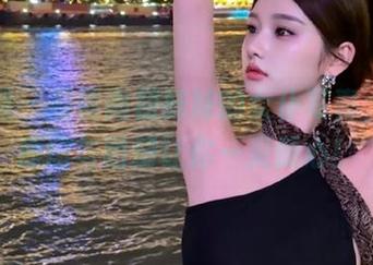 秀人网 – 解锁南初妹妹的女仆写真，原创原图与图册让你一见倾心！
