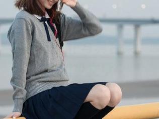 秀人网 – 唐翩翩女仆写真合集，唤醒你心中的少女梦