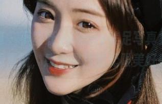 秀人网 – 小蛮妖yummy美足写真集：每周更新，感受图片的无限美好！