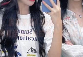 秀人网 – 重磅来袭！杨晨晨sugar以高清写真诠释厨娘的优雅与风趣！
