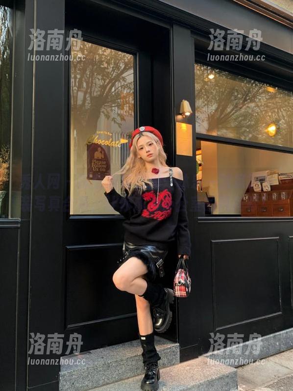 秀人网-林乐一 秀人网 - 探索职场时尚:林乐一独家职业装写真合集,让你成为办公室的风向标!