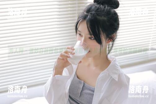 秀人网-清妙 秀人网 - 清妙白丝图包更新,发掘那些被我自己埋没的美丽瞬间