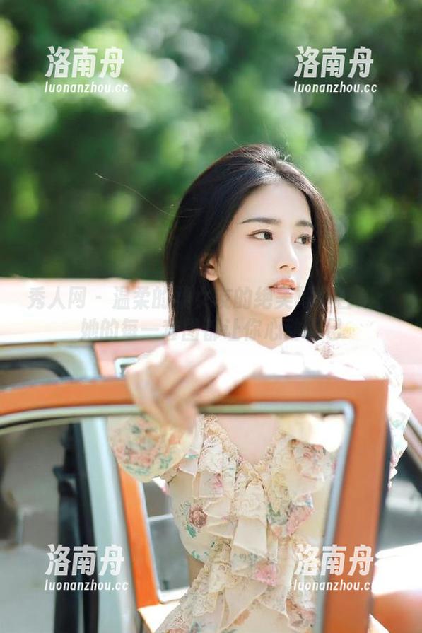 秀人网-温柔的柔 秀人网 - 温柔的柔女友的绝美写真合集:她的每一套图都让你心动不已