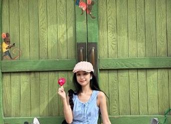 秀人网 – 王雅姗透明全集精彩呈现：下载这组绝美写真，惊喜连连等着你！