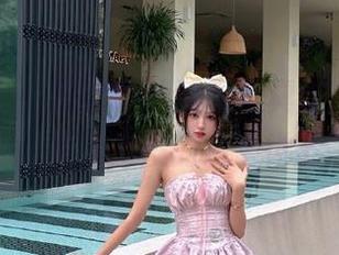 秀人网 – 白琮瑗最新和服写真作品集，带你走进浪漫的古风世界