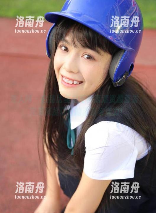 秀人网-白甜 秀人网 - 白甜比基尼写真高清资源首发,完美捕捉夏日的清新与活力!