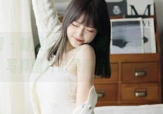 秀人网 – 制服的魅力无限，菲菲吃不胖的写真图片记录青春的每一瞬