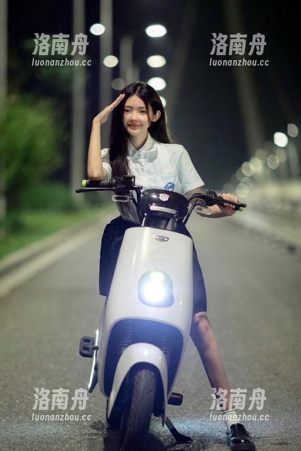 秀人网-葛征 秀人网 - 葛征女仆写真独家放送:收录原图与图包,令人心动的瞬间!