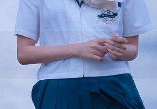 秀人网 – 葛征灰丝写真合集：感受她每一帧中的优雅与魅力