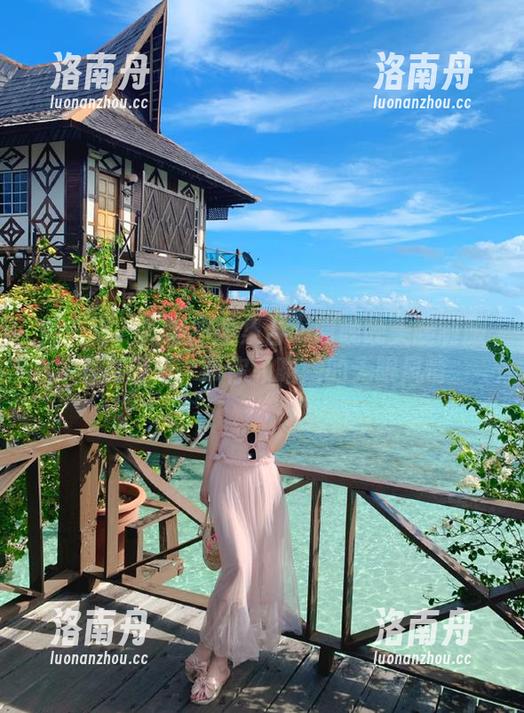 秀人网-谢晚晚 秀人网 - 高清原图集合:谢晚晚美腿制服写真图册,带你领略她的无限风情