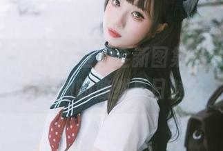 秀人网 – 麦田比基尼全新图集上线，带你领略她的悠然夏日魅力