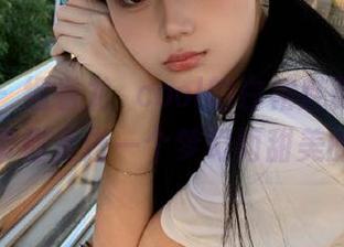秀人网 – 细看龙籹cool的白裙魅影，高清美图带你走进一个梦幻而甜美的世界
