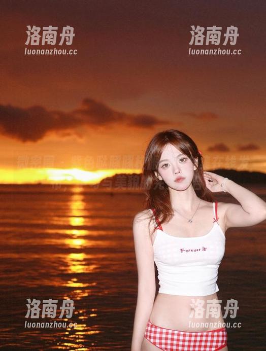 紫色哒豚豚 微密圈 - 紫色哒豚豚校服写真合集在线发布,学习与美貌的完美结合!