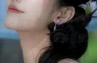 绮梦摄影 – 探索“月月修女”写真集，精选优雅与神秘交织的视觉之旅