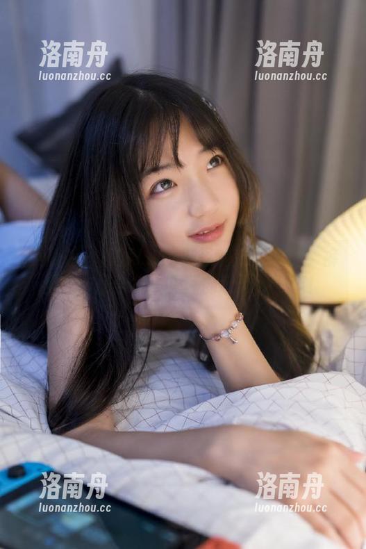 美媛馆-Love陆瓷 美媛馆 - 探索Love陆瓷的魅力世界:裤里丝作品合集,见证创意无限可能!