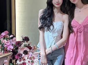 美媛馆 – 你见过方子萱的皮裙与黑丝大理旅拍合集，之下隐藏的审美争议吗？