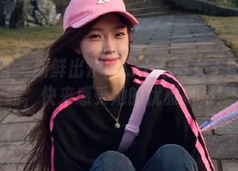 艺图语 – 新鲜出炉！Li十七呀女王图集更新，快来感受她的优雅风采！