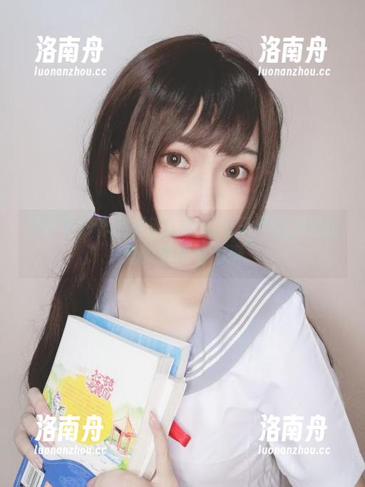 最新婚纱作品更新：芋圆侑子用镜头定格爱的瞬间与浪漫