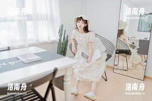 花漾show-奶油米 花漾show - 探索奶油米的自拍艺术:精美图片合集展现她独特风格与个性
