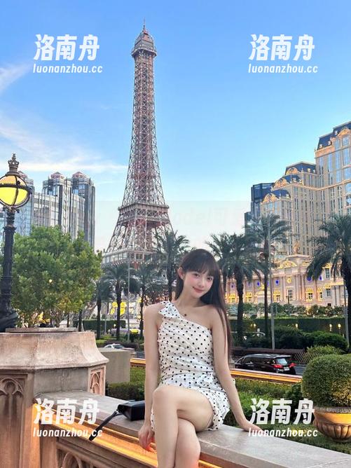 花漾show-葛征Model 花漾show - 葛征Model可爱写真分享,感受她在镜头下的迷人风采