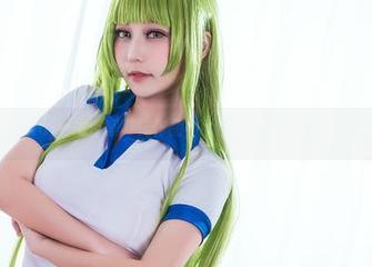 菌烨tako的浴室写真作品，给你壁纸设计的全新体验