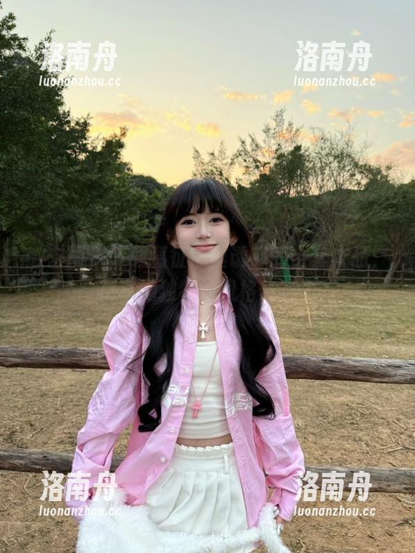 葛征 微密圈 - 下载葛征黑丝诱惑的全套作品,尽享她独特的风格与魅力