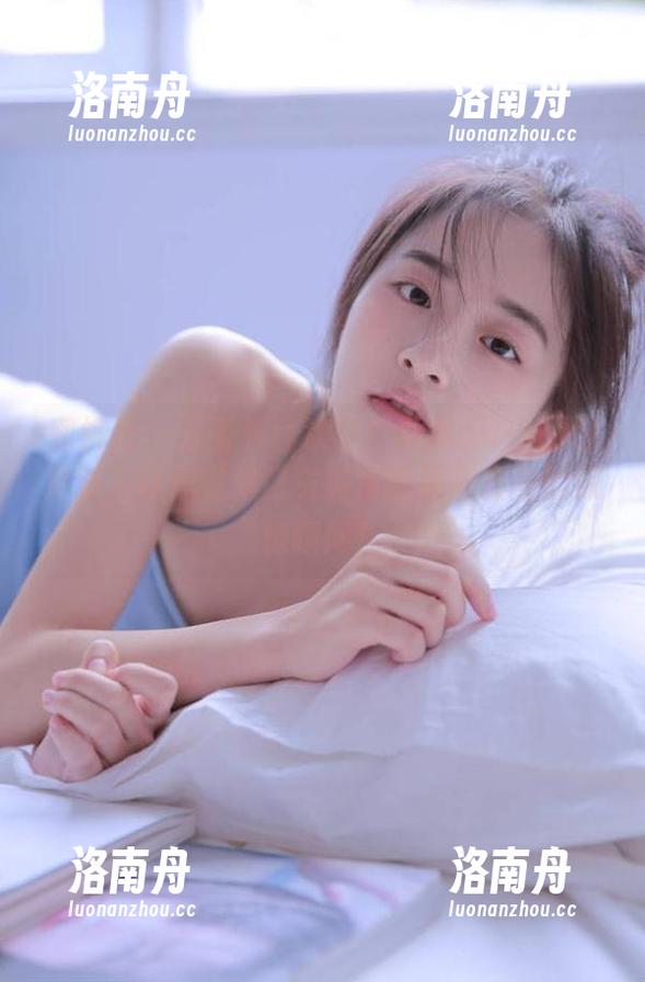 蜜桃社-琳琳ailin 蜜桃社 - 万圣节狂欢季!琳琳ailin图包更新,让你在鬼门关前也能拥有最美的惊悚瞬间!