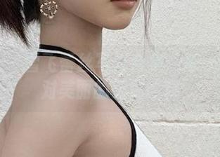 蜜桃社 – 雪飞蕾丝写真合集：每一张都是对美丽的无尽诠释