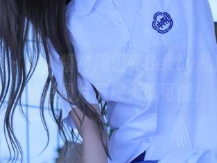 语画界 – 新人模特周思乔Betty私房写真，精彩图片展现无限可能！