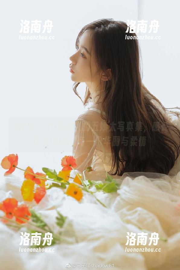 迷人的五姨太 微密圈 - 下载迷人的五姨太写真集,感受宫廷娘娘的每一份华丽与柔情