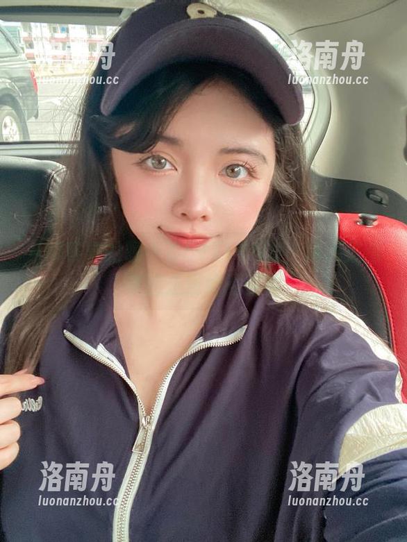 阿寨寨 从阿寨寨的眼中看EVELYNN,精选美图带您走进她的世界