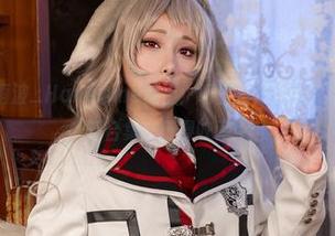 风情万种，雨波_HaneAme献上：明日方舟瑟提官方泳装最新更新合集，值得收藏！